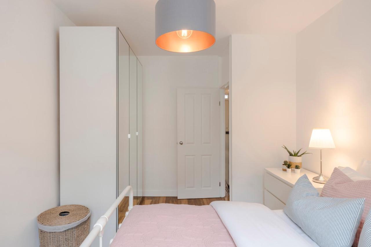 Central Euston One Bedroom Home London Exterior foto